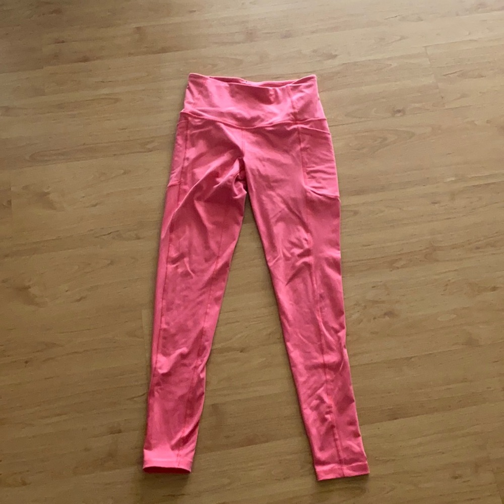 Athletic leggings